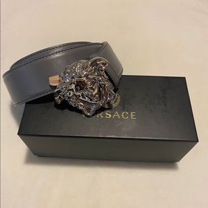 Grey leather Versace belt